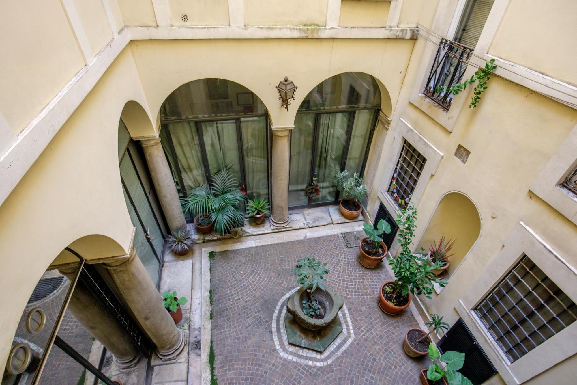 Navona Sky Palace Рим Экстерьер фото